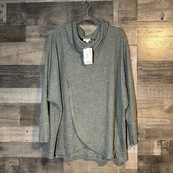 LuLaRoe Sweaters - Lularoe Kristen